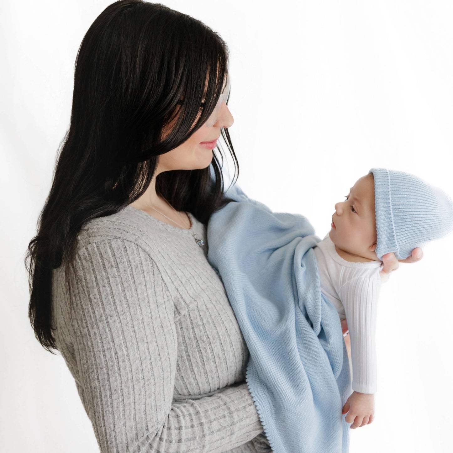 Luxe - 100% Organic Cotton Knit Blanket + Hat Boxed Gift Set