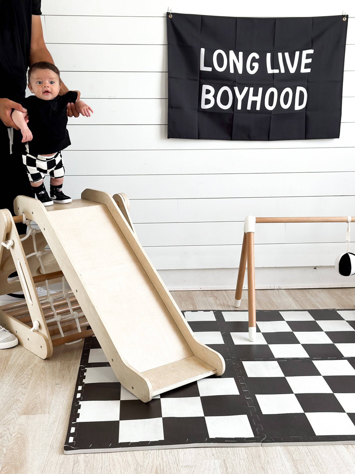 Rebel Proof Play Mat in Venice