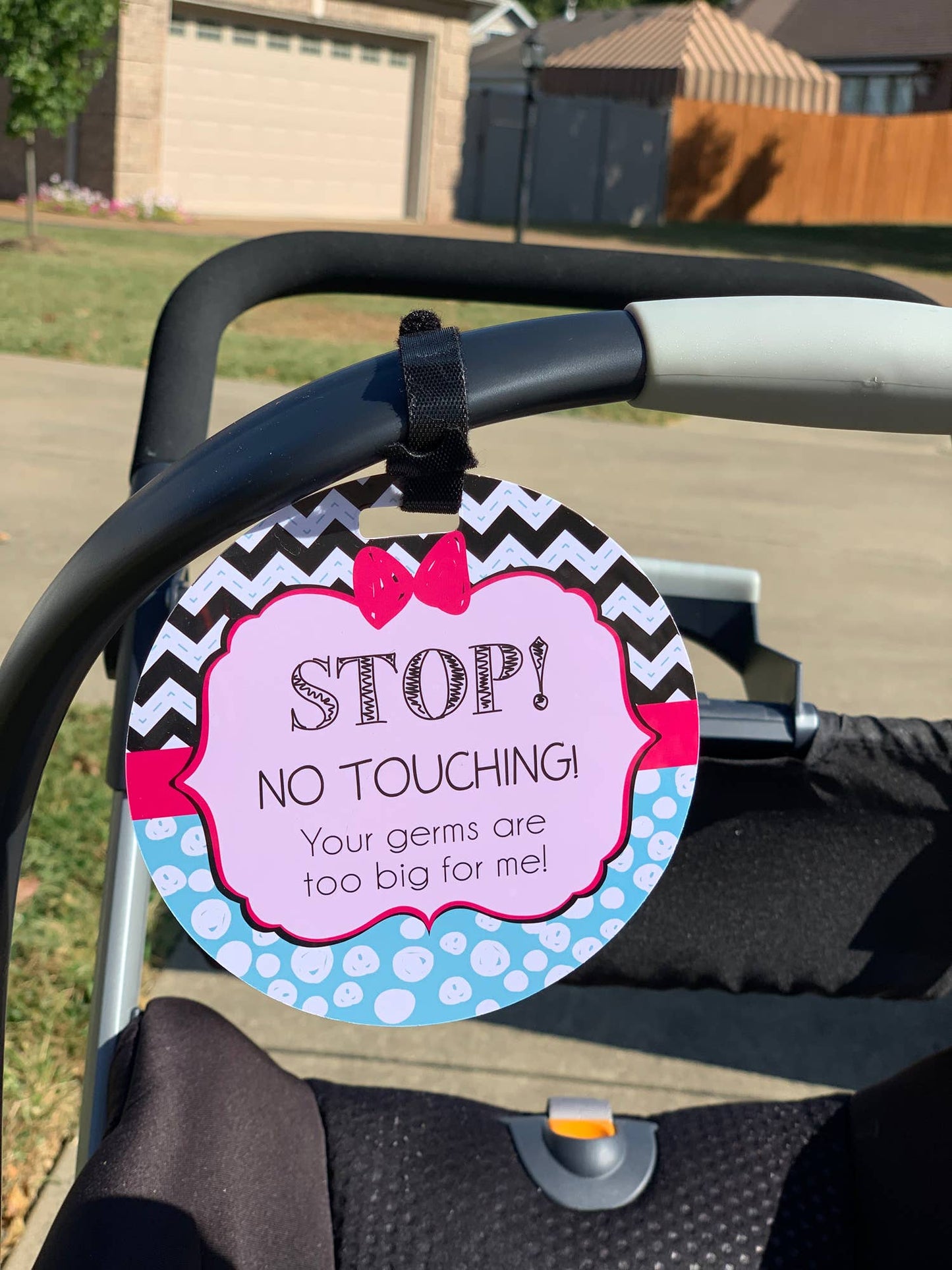 Zig Zag No Touching Car Seat and Stroller Tag