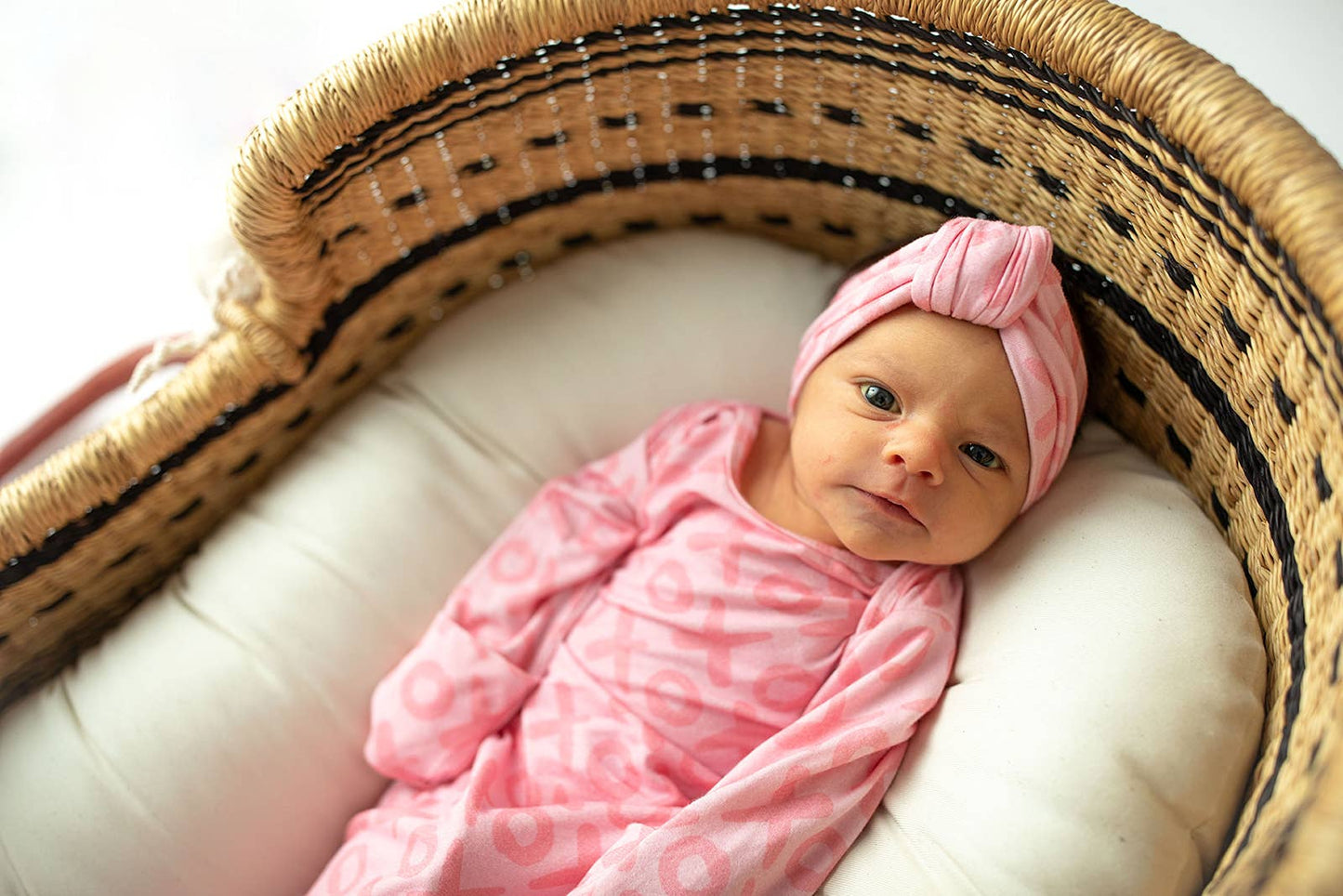 XOXO Love Valentine's Day Knotted Newborn Baby Gown