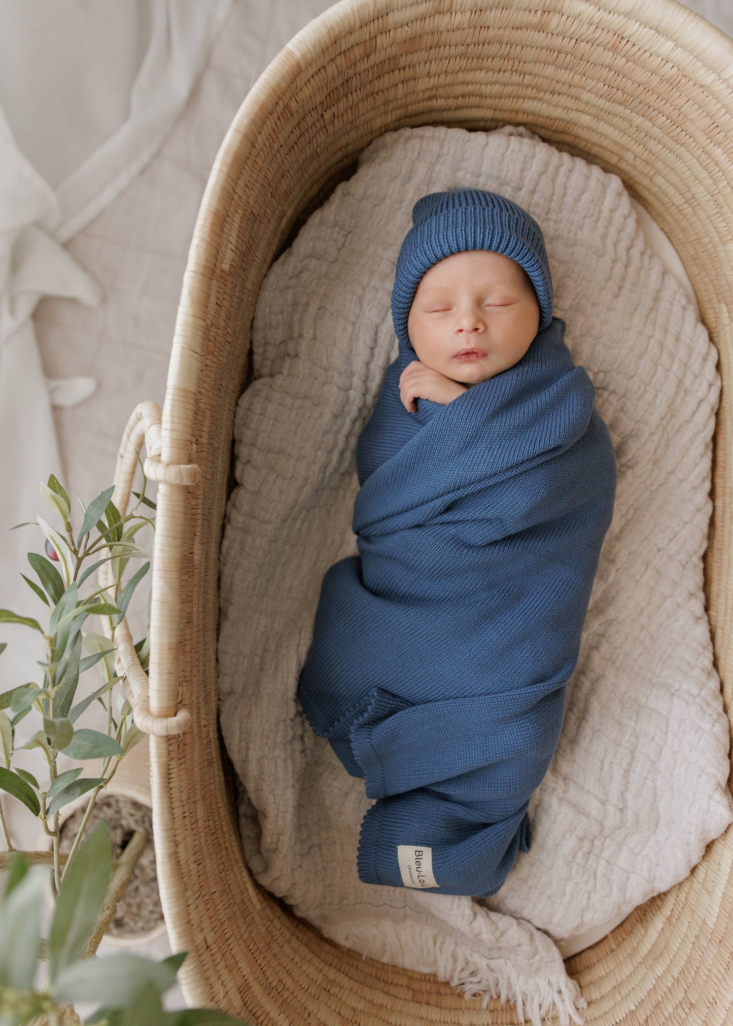 Luxe - 100% Organic Cotton Knit Blanket + Hat Boxed Gift Set
