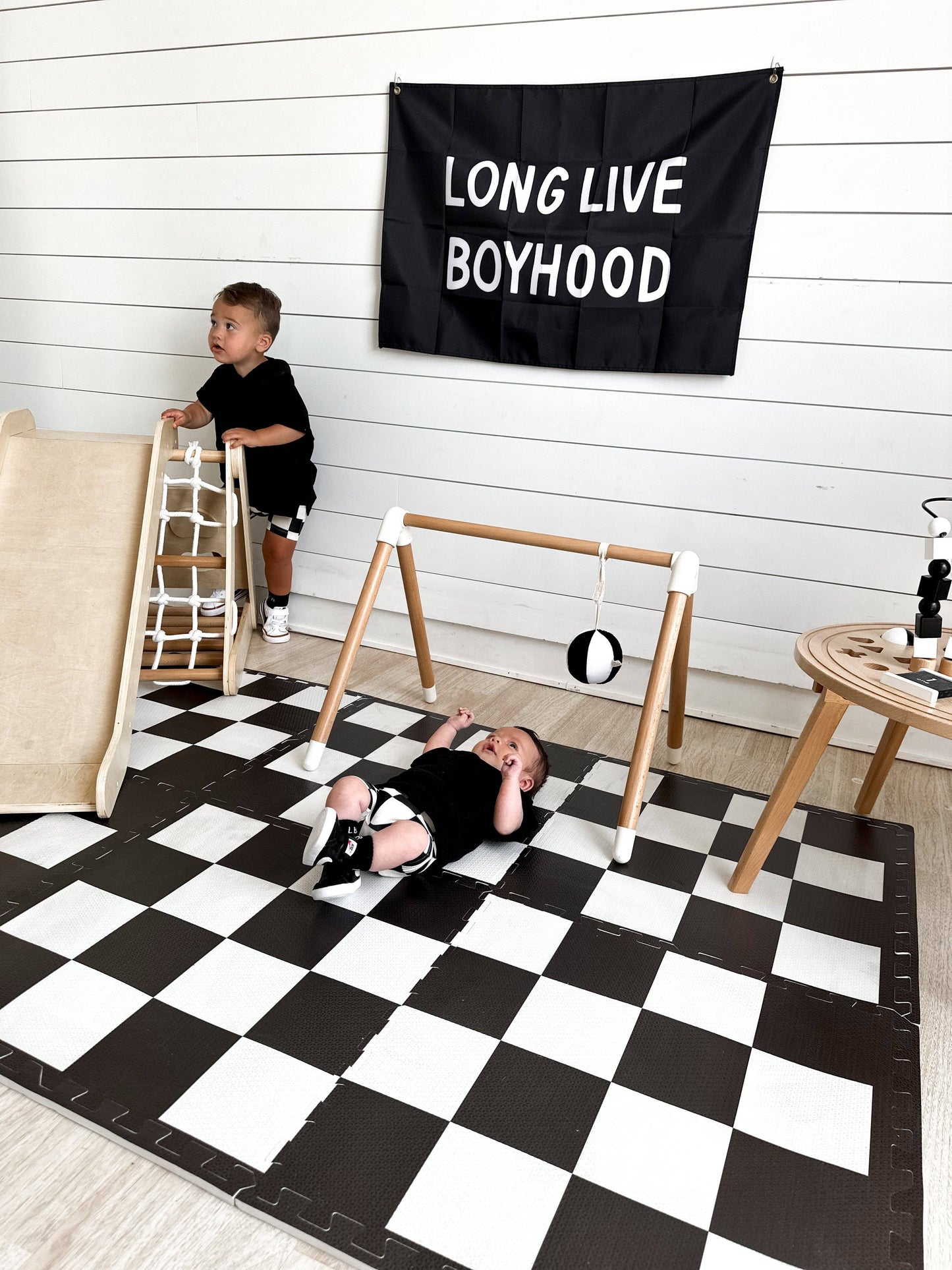 Rebel Proof Play Mat in Venice