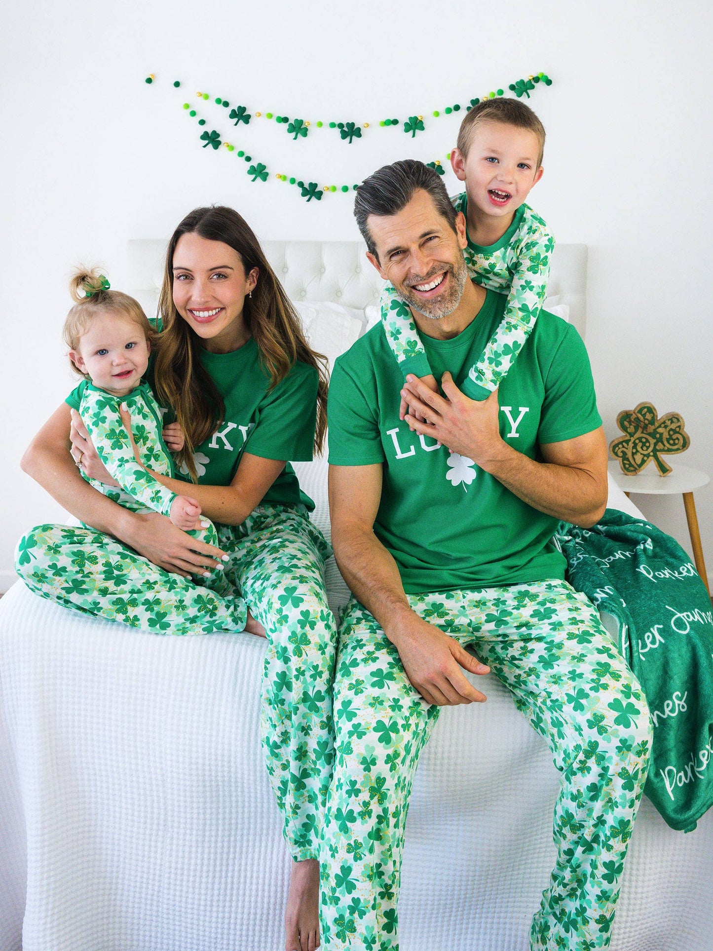 SoftSnooze™ Kids Bamboo Viscose Clover Field Long Sleeve Pajama Set