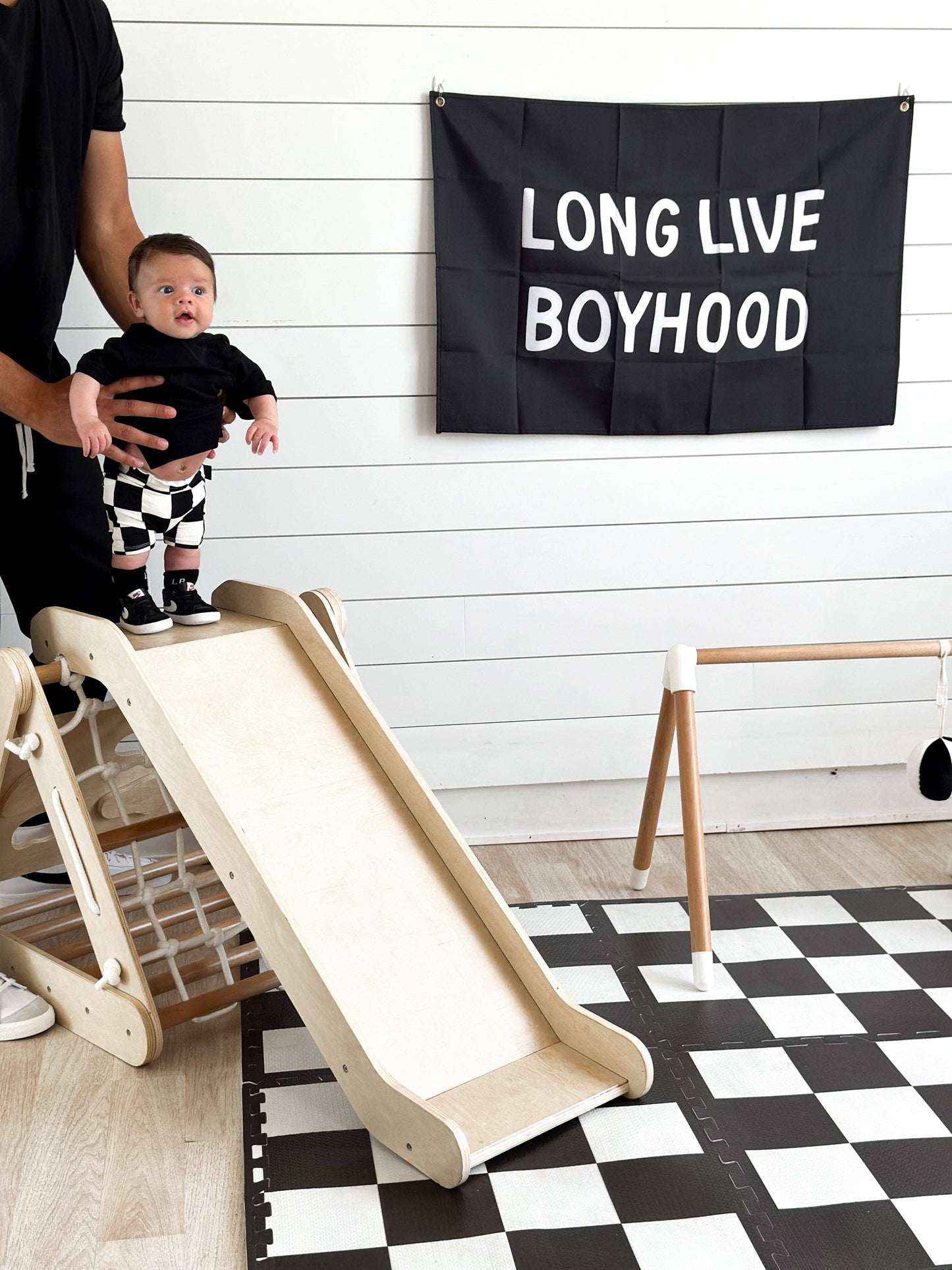 Rebel Proof Play Mat in Venice