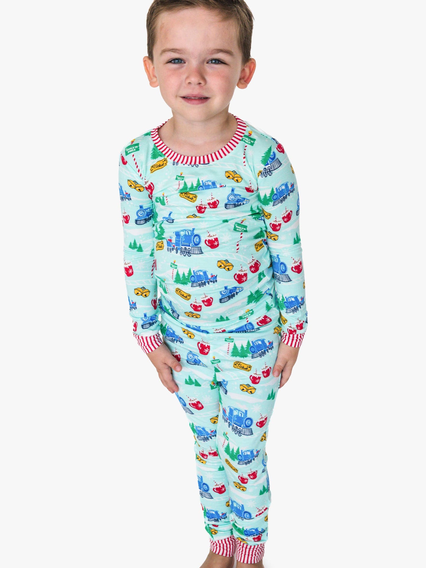 SoftSnooze™ Kids Bamboo Viscose Snowy Train Tracks Long Sleeve Pajama Set