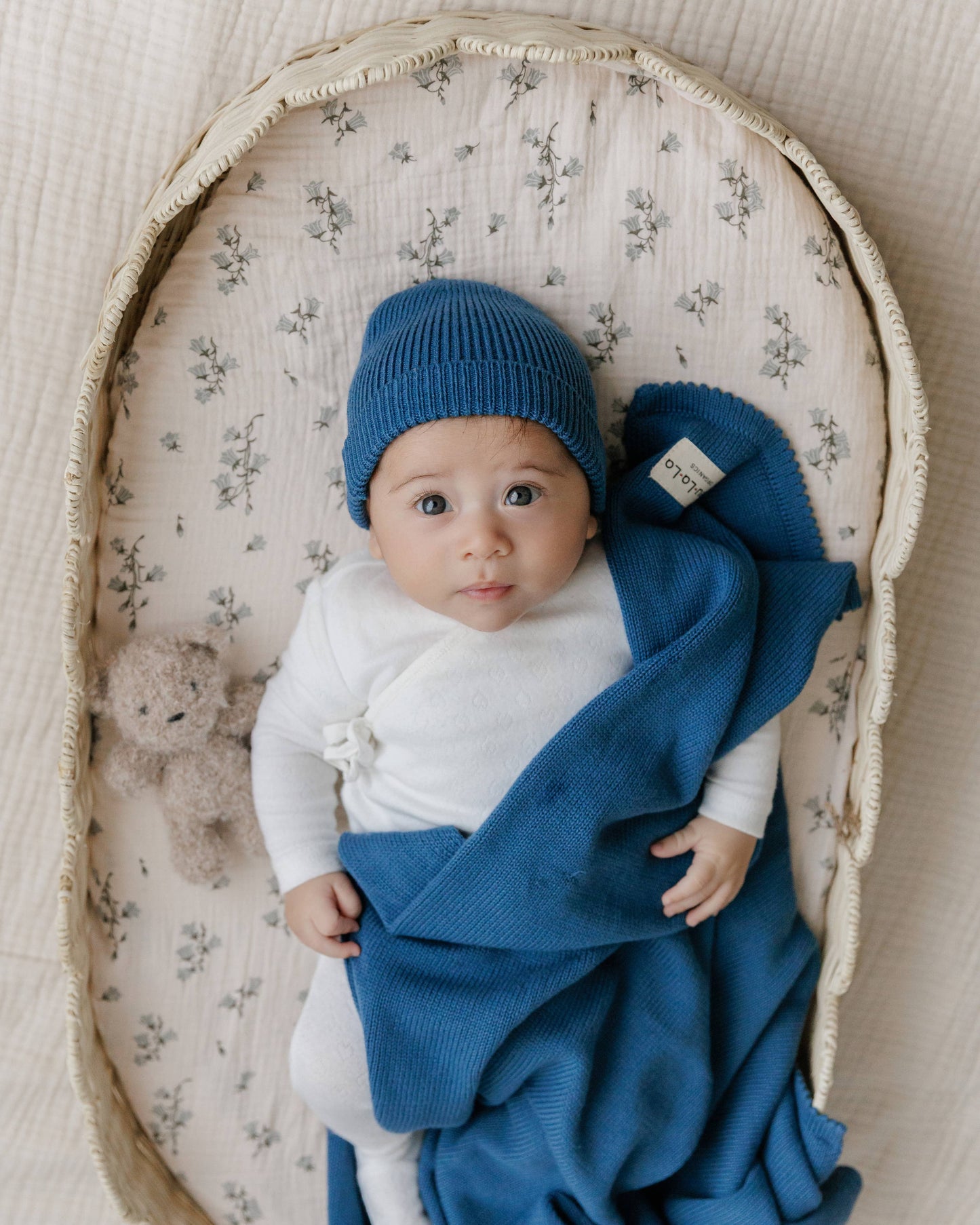 Luxe - 100% Organic Cotton Knit Blanket + Hat Boxed Gift Set