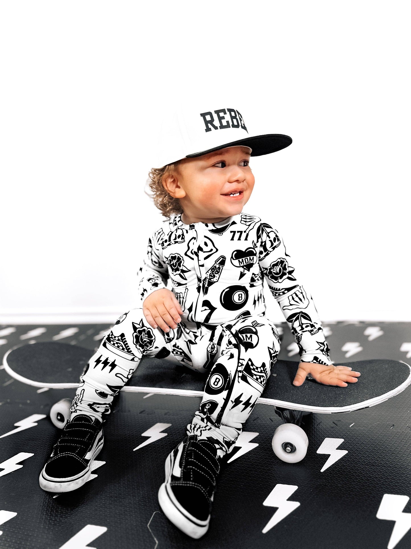 Bamboo Zippy Sleeper in Warped Tour